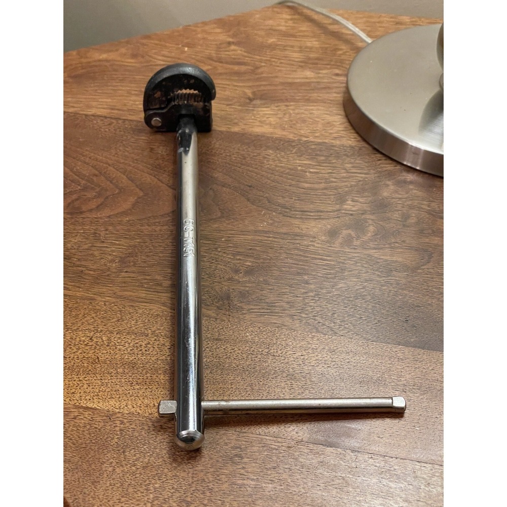 Basin‎ Wrench 11 Inch BC T151